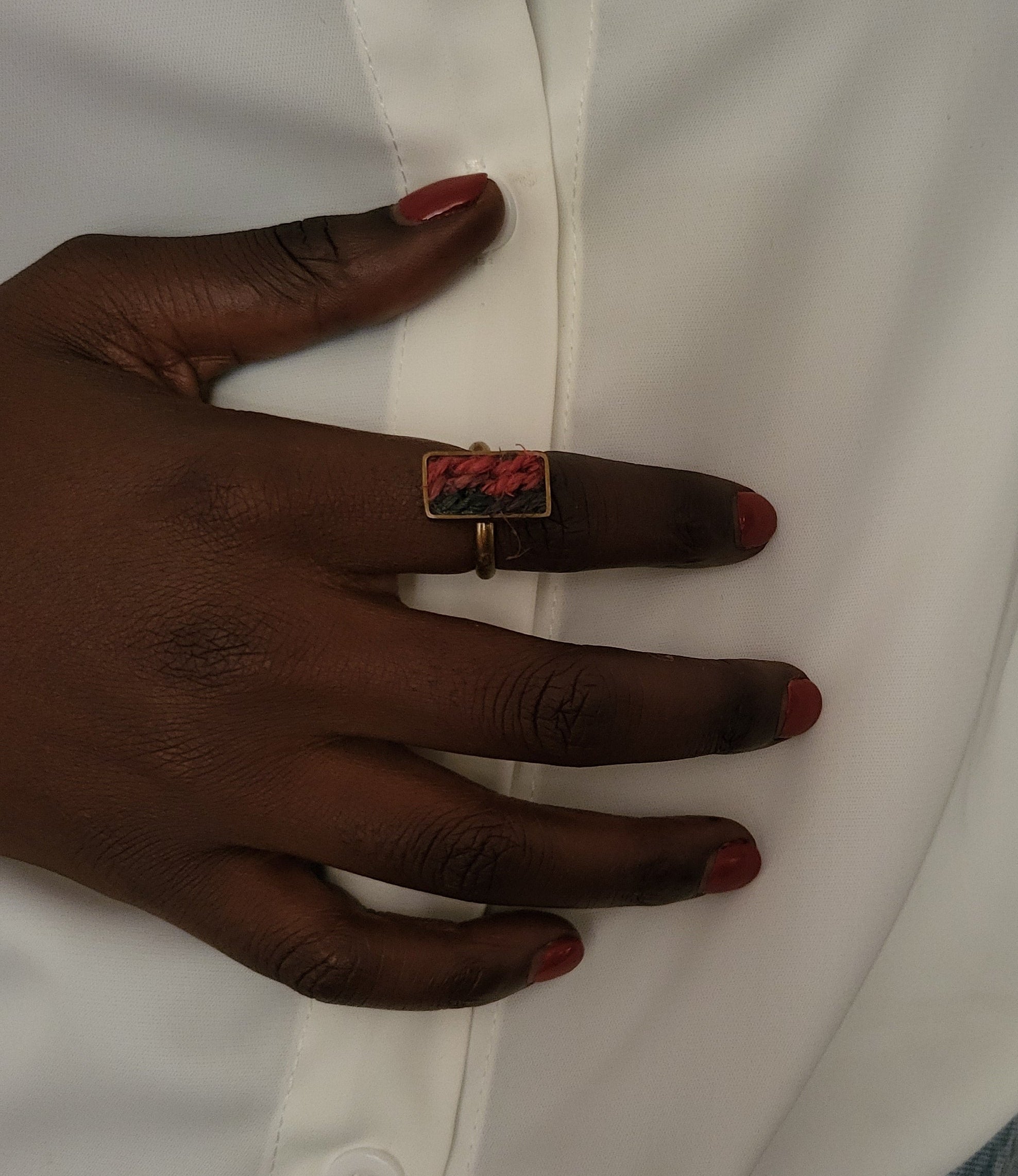 Dhot Ring - Black + Red