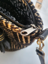 Monochrome Supreme Okapu