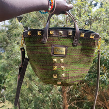 Majani Okapu (Studded)