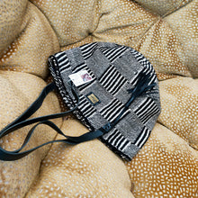 Monochrome Okapu Tote