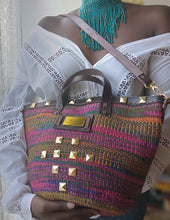 Safari 2 Okapu (Studded)